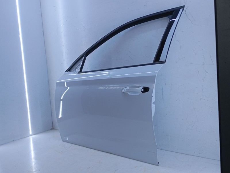Recambio de puerta delantera izquierda para skoda scala (nw1) 1.5 tsi referencia OEM IAM   