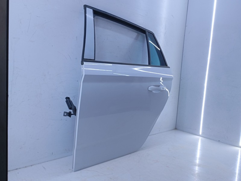 Recambio de puerta trasera izquierda para skoda scala (nw1) 1.5 tsi referencia OEM IAM   