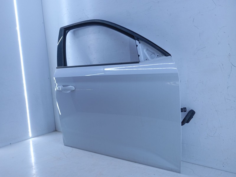 Recambio de puerta delantera derecha para skoda scala (nw1) 1.5 tsi referencia OEM IAM   E4-B4-8