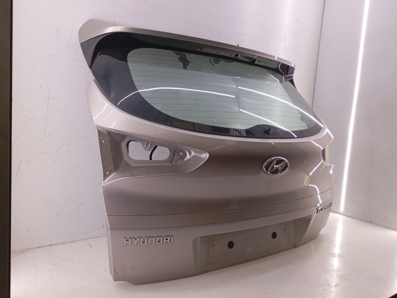 Recambio de porton trasero para hyundai tucson (tl, tle) 1.7 crdi referencia OEM IAM   