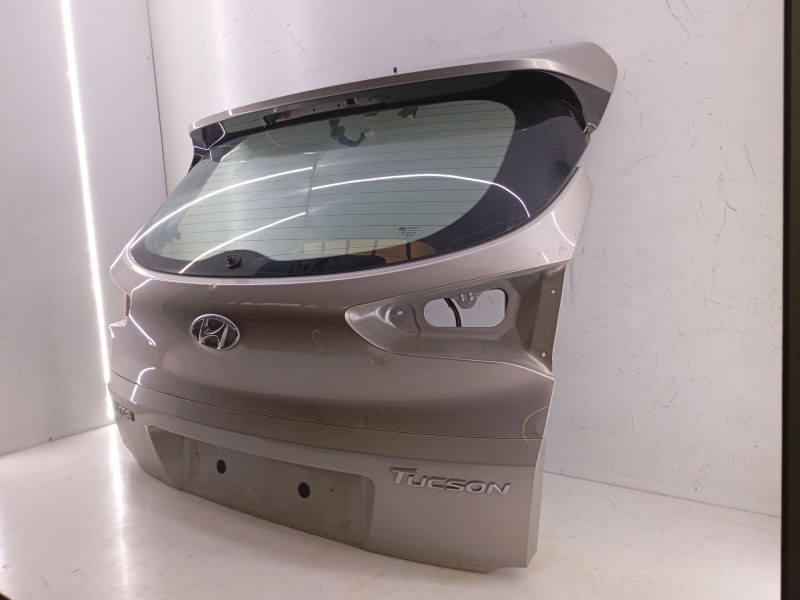 Recambio de porton trasero para hyundai tucson (tl, tle) 1.7 crdi referencia OEM IAM   