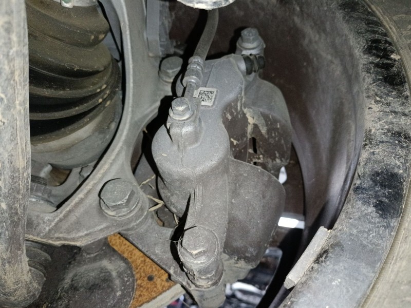 Recambio de pinza freno delantera izquierda para mercedes-benz gla (h247) gla 200 d (247.712) referencia OEM IAM   