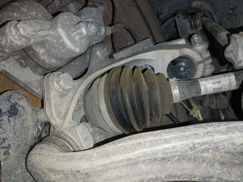 Recambio de mangueta delantera derecha para mercedes-benz gla (h247) gla 200 d (247.712) referencia OEM IAM   