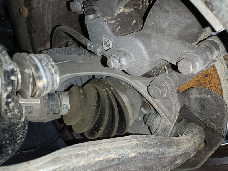 Recambio de mangueta delantera izquierda para mercedes-benz gla (h247) gla 200 d (247.712) referencia OEM IAM   