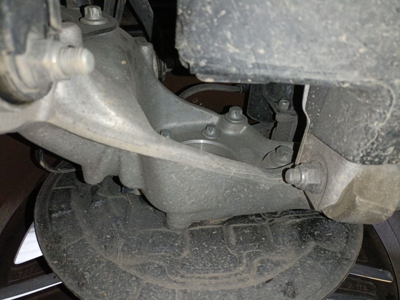 Recambio de mangueta trasera derecha para mercedes-benz gla (h247) gla 200 d (247.712) referencia OEM IAM   