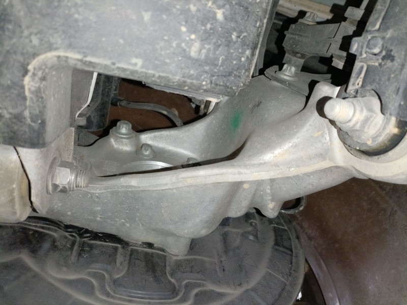 Recambio de mangueta trasera izquierda para mercedes-benz gla (h247) gla 200 d (247.712) referencia OEM IAM   