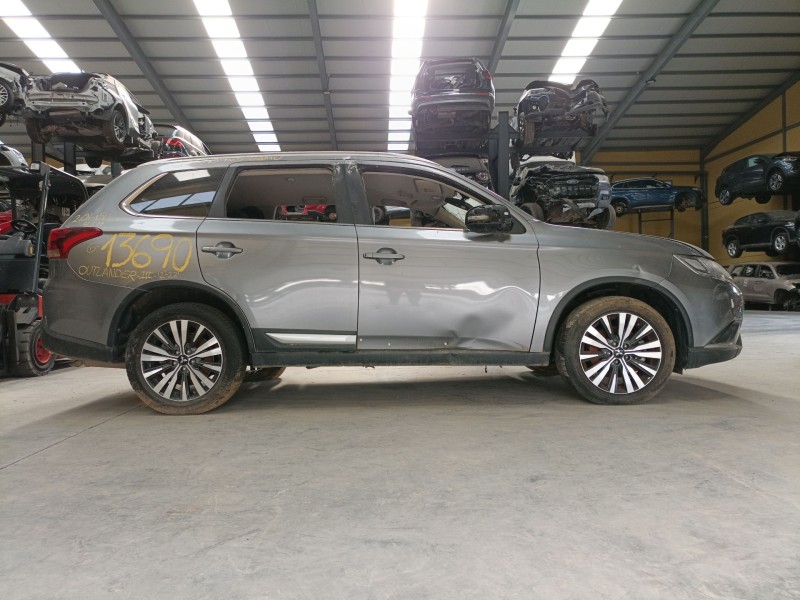 mitsubishi outlander iii (gg_w, gf_w, zj, zl, zk) del año 2018
