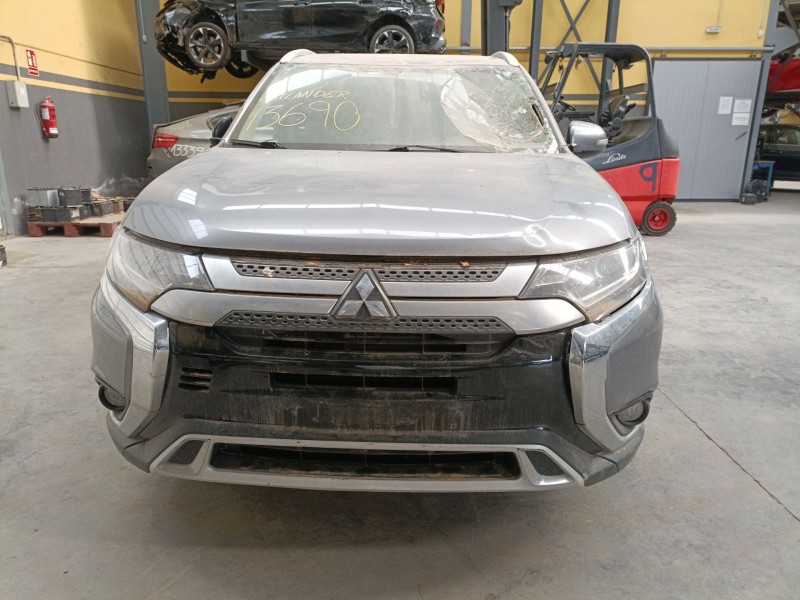 mitsubishi outlander iii (gg_w, gf_w, zj, zl, zk) del año 2018