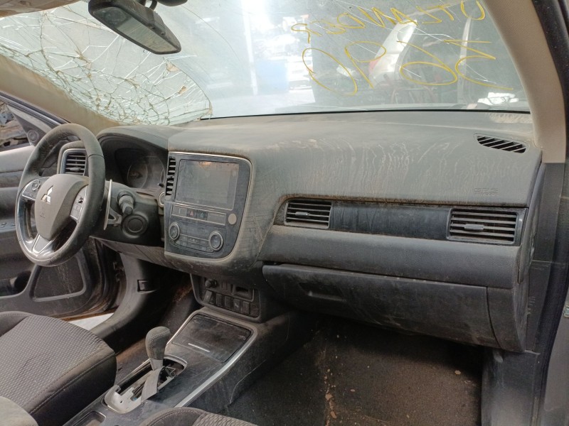 mitsubishi outlander iii (gg_w, gf_w, zj, zl, zk) del año 2018