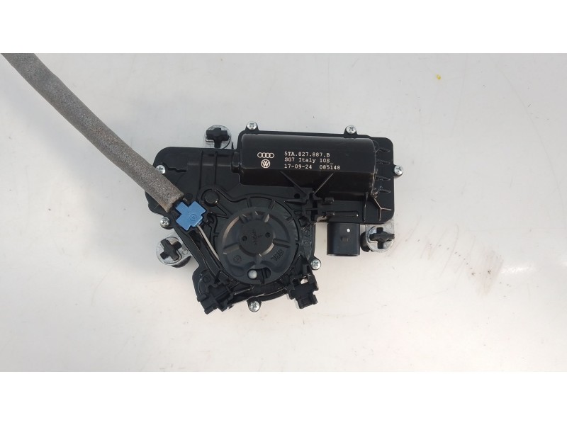 Recambio de cerradura maletero / porton para skoda octavia iv nx3 vrs 2.0 tsi referencia OEM IAM   