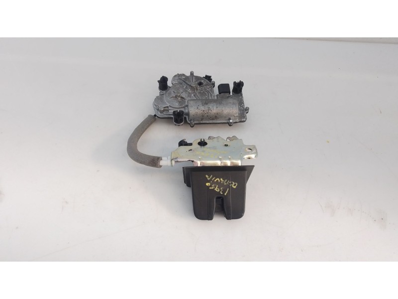 Recambio de cerradura maletero / porton para skoda octavia nx3 referencia OEM IAM   