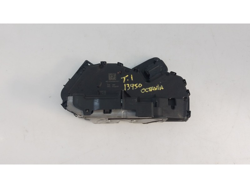 Recambio de cerradura puerta trasera izquierda para skoda octavia nx3 referencia OEM IAM   