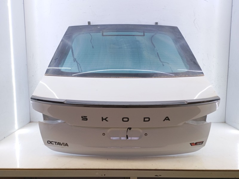 Recambio de porton trasero para skoda octavia iv nx3 vrs 2.0 tsi referencia OEM IAM   