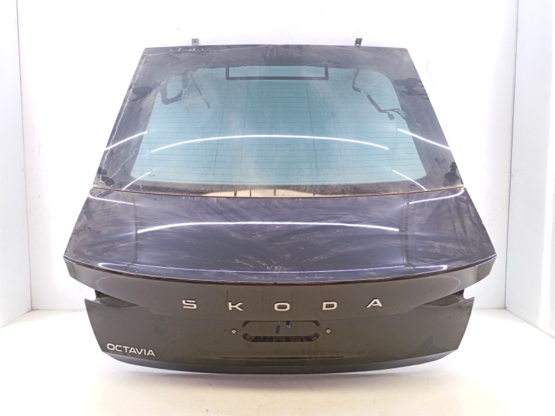 Recambio de porton trasero para skoda octavia nx3 referencia OEM IAM   