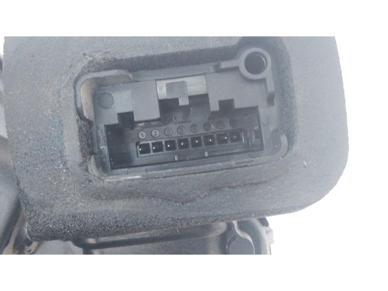 Recambio de cerradura puerta trasera derecha para cupra ateca 2.0tsi 4drive referencia OEM IAM   