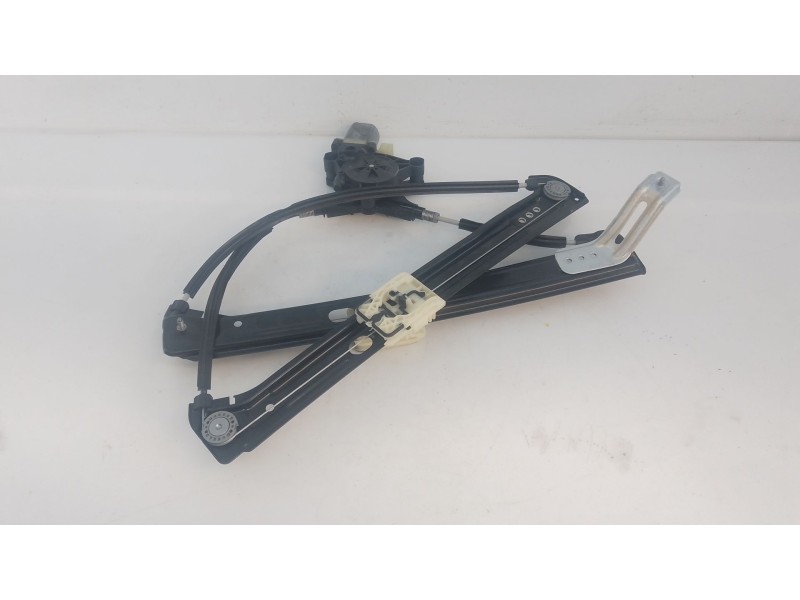 Recambio de elevalunas delantero derecho para skoda karoq 2.0 tdi nu7 referencia OEM IAM   