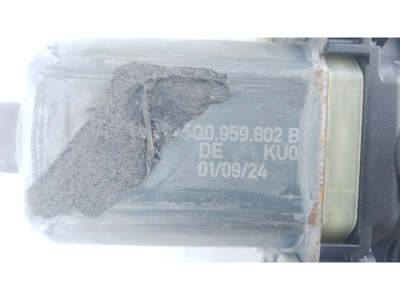 Recambio de elevalunas delantero derecho para skoda karoq 2.0 tdi nu7 referencia OEM IAM   