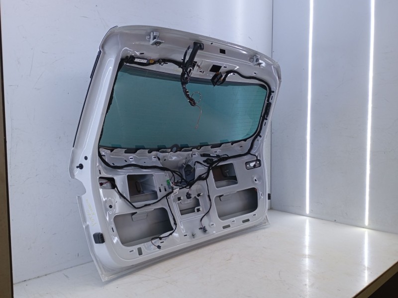 Recambio de porton trasero para skoda karoq 2.0 tdi nu7 referencia OEM IAM   C2-12