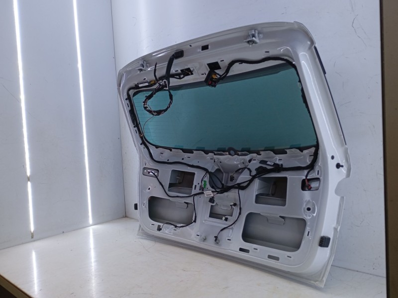 Recambio de porton trasero para skoda karoq 2.0 tdi nu7 referencia OEM IAM   C2-12