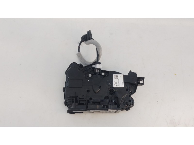 Recambio de cerradura puerta trasera derecha para skoda fabia iv (pj3) 1.0 tsi referencia OEM IAM   