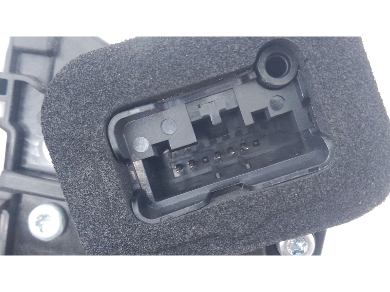 Recambio de cerradura puerta trasera derecha para skoda fabia iv (pj3) 1.0 tsi referencia OEM IAM   