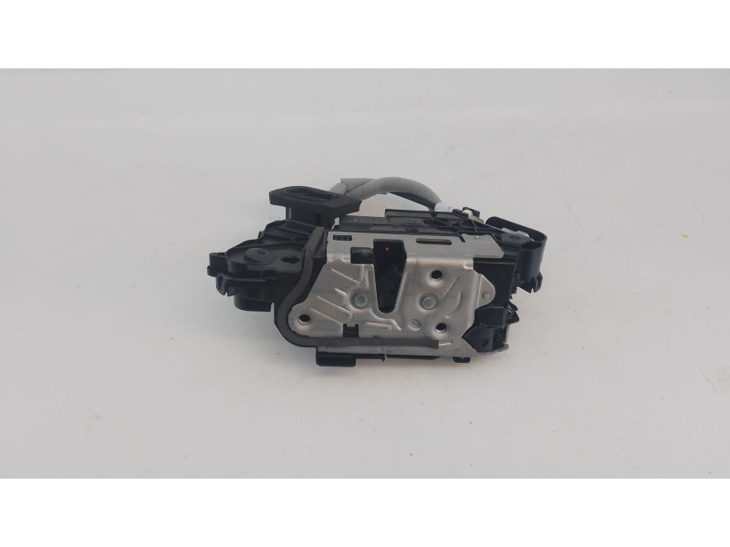 Recambio de cerradura puerta delantera izquierda para skoda karoq 2.0 tdi nu7 referencia OEM IAM   