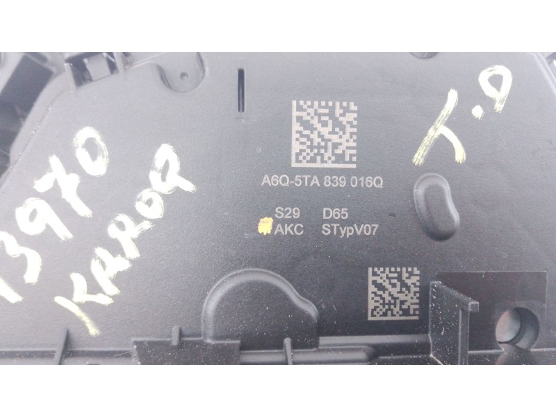 Recambio de cerradura puerta trasera derecha para skoda karoq 2.0 tdi nu7 referencia OEM IAM   