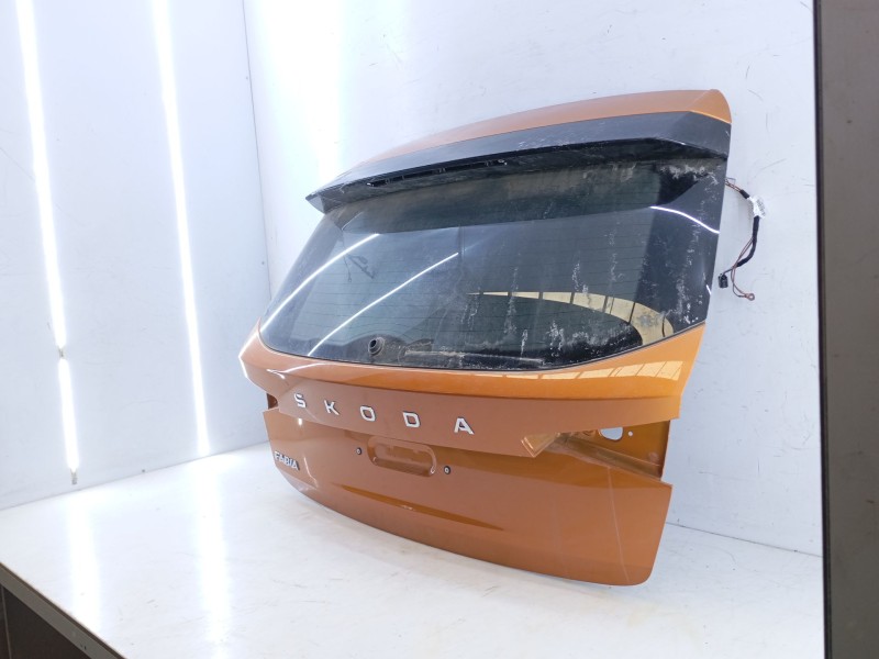 Recambio de porton trasero para skoda fabia iv (pj3) 1.0 tsi referencia OEM IAM   
