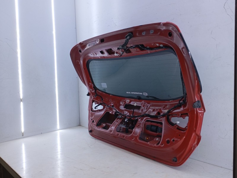 Recambio de porton trasero para kia ceed (cd) 1.4 t-gdi referencia OEM IAM   C2-12