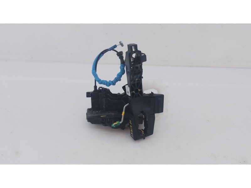 Recambio de cerradura puerta delantera izquierda para kia ceed (cd) 1.4 t-gdi referencia OEM IAM   