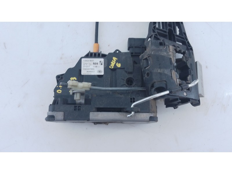 Recambio de cerradura puerta delantera izquierda para opel corsa e (x15) 1.3 cdti (08, 68) referencia OEM IAM 13431841 A048317 E