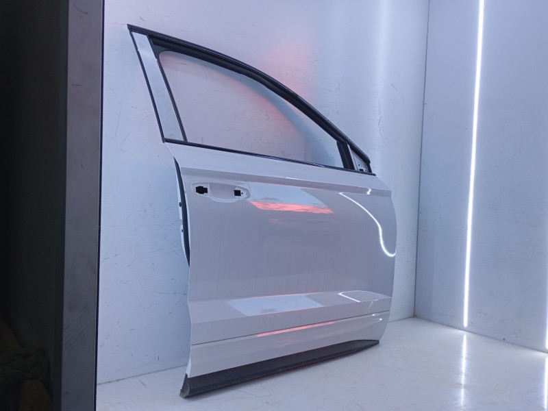 Recambio de puerta delantera derecha para skoda karoq 2.0 tdi nu7 referencia OEM IAM   E4-B4-8