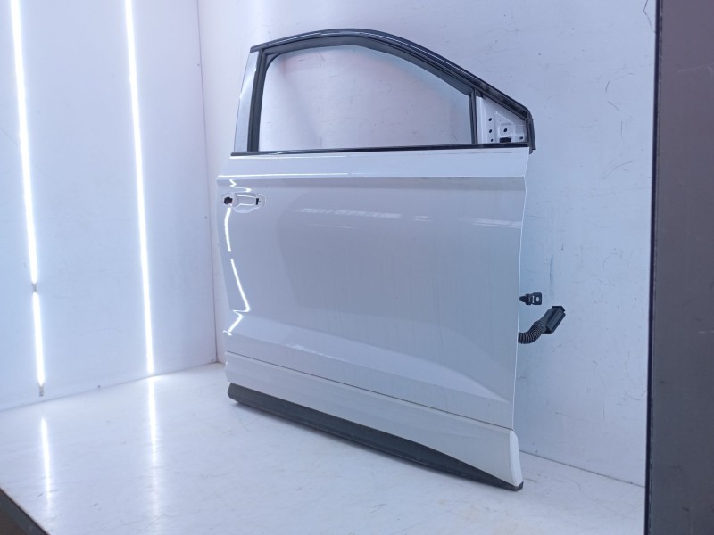 Recambio de puerta delantera derecha para skoda karoq 2.0 tdi nu7 referencia OEM IAM   E4-B4-8