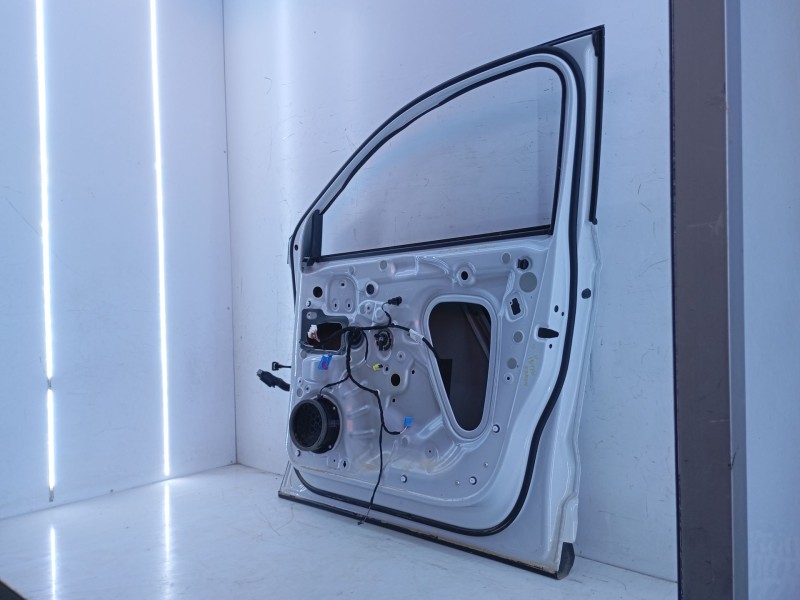 Recambio de puerta delantera derecha para skoda karoq 2.0 tdi nu7 referencia OEM IAM   E4-B4-8