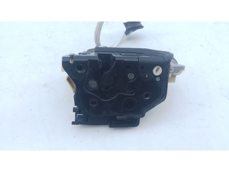Recambio de cerradura puerta delantera derecha para audi q7 (4l) 4.2 tdi (240kw) referencia OEM IAM   