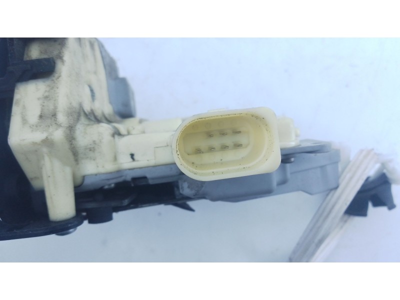 Recambio de cerradura puerta delantera derecha para audi q7 (4l) 4.2 tdi (240kw) referencia OEM IAM   