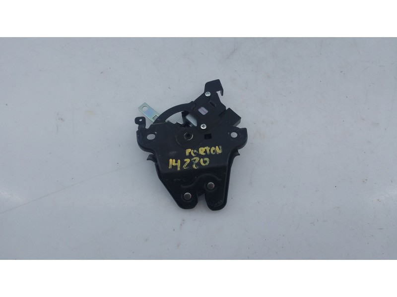 Recambio de cerradura maletero / porton para mazda 6 sedán (gj, gl) 2.0 (gj2, gl2, gl6) referencia OEM IAM   