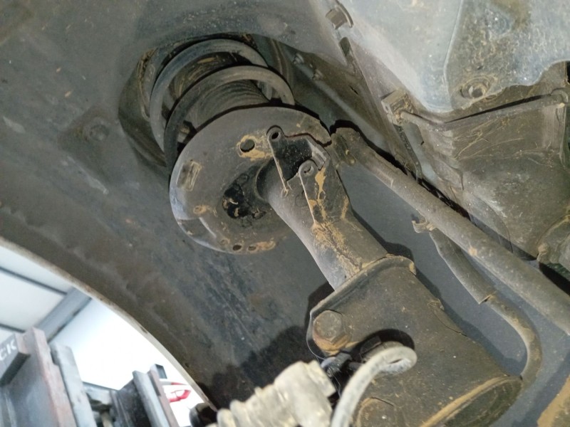 Recambio de amortiguador delantero derecho para mercedes-benz clase b sports tourer (w246, w242) b 200 cdi / d (246.208) referen