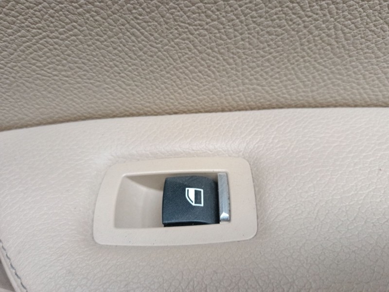 Recambio de mando elevalunas trasero derecho para bmw x3 (f25) xdrive 20 d referencia OEM IAM   