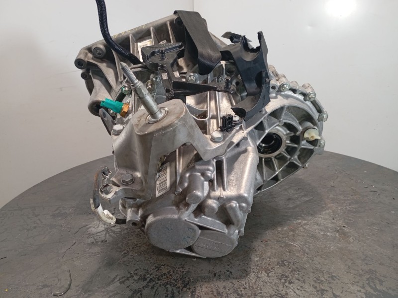 Recambio de caja cambios para renault megane iv sedán 1.3 tce 140 (lvnb) referencia OEM IAM TL4385  