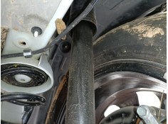 Recambio de amortiguador trasero derecho para kia stonic (yb) 1.2 cvvt referencia OEM IAM   