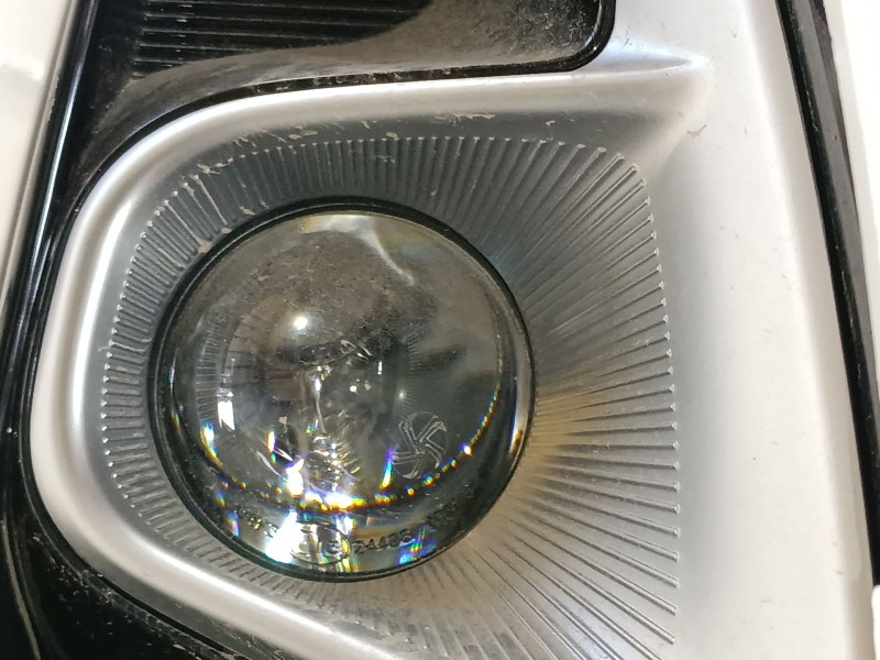 Recambio de faro antiniebla derecho para kia stonic (yb) 1.2 cvvt referencia OEM IAM   