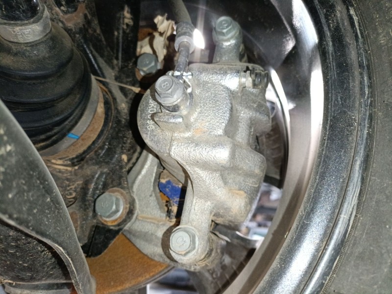 Recambio de pinza freno delantera izquierda para kia stonic (yb) 1.2 cvvt referencia OEM IAM   