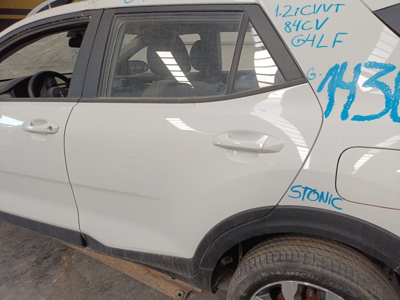Recambio de puerta trasera izquierda para kia stonic (yb) 1.2 cvvt referencia OEM IAM   
