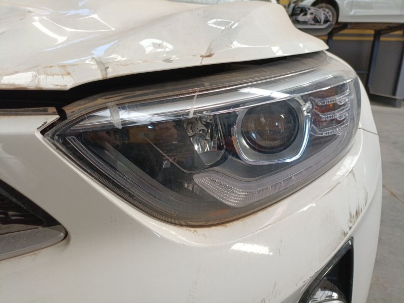 Recambio de faro izquierdo para kia stonic (yb) 1.2 cvvt referencia OEM IAM   