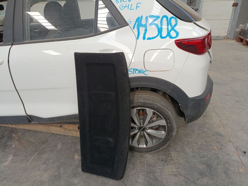 Recambio de bandeja trasera para kia stonic (yb) 1.2 cvvt referencia OEM IAM   