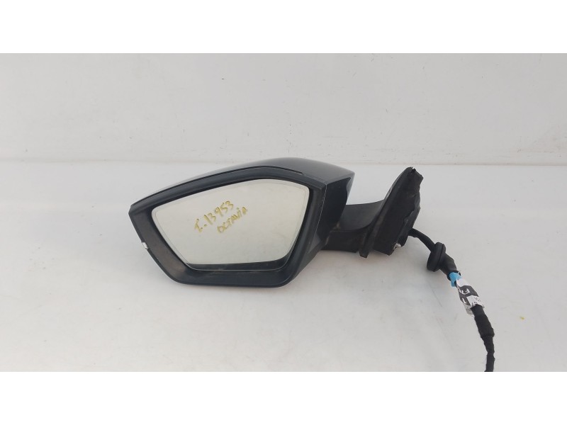 Recambio de retrovisor izquierdo electrico para skoda octavia iv combi nx5 1.5 tsi referencia OEM IAM   