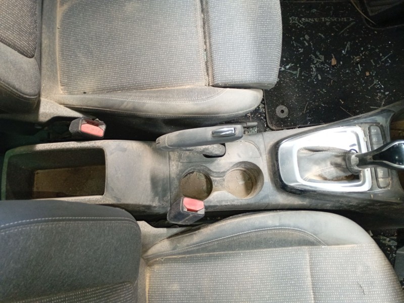 Recambio de consola central para opel crossland x / crossland (p17, p2qo) 1.5 turbo d (75) referencia OEM IAM   