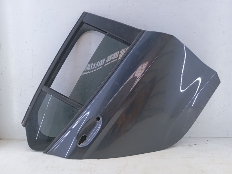 Recambio de puerta trasera derecha para bmw 1 (f40) 116 d referencia OEM IAM   E4-B4-10