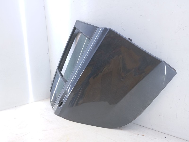 Recambio de puerta trasera derecha para bmw 1 (f40) 116 d referencia OEM IAM   E4-B4-10